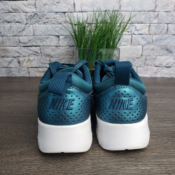 🆕️ Nike Air Max Thea Se - Picture 6 of 8